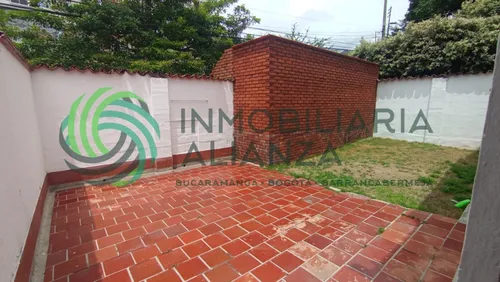 Casa En Arriendo En El Poblado. Cod A11261