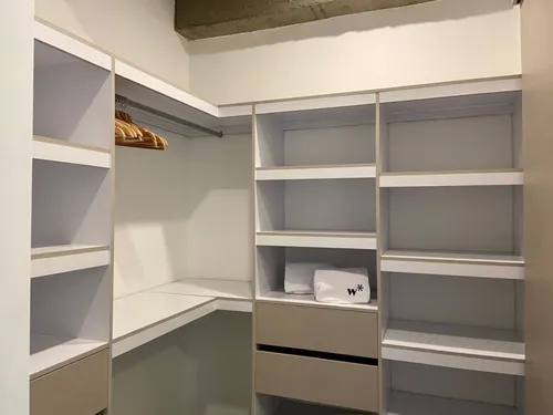 Apartamento En Arriendo En Laureles. Cod A21935