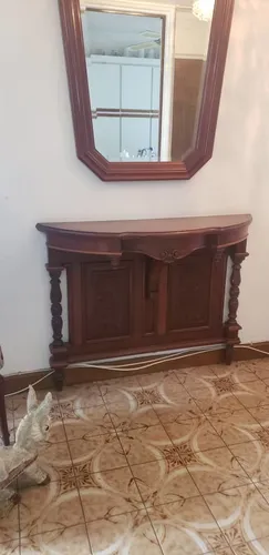 Consola De Madera Con Espejo (Usado)