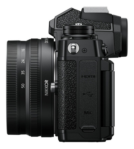 Imagen 5 de 10 de Nikon Kit Z fc + lente DX 16-50mm f/3.5-6.3 VR sin espejo color negro