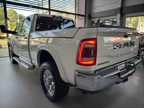 RAM Ram 2500 6.7 Laramie Cab. Dupla 4x4 Aut. 4p
