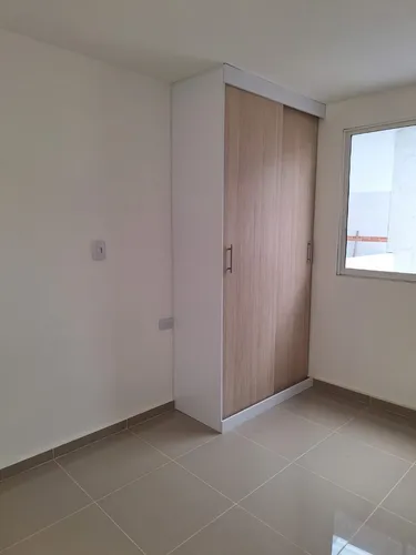 Alquiler De Apartaestudio En El Troncal 3er Piso