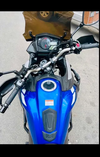 Suzuki Vstrom Dl650 Modelo 2024 Color Azul Negro