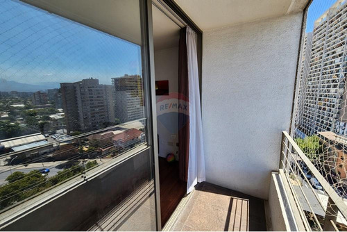 Departamento 2+2 Metro Irarrázaval