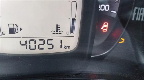 Imagem 7 de 8 de Fiat Uno 1.0 Fire Attractive
