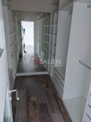 Moderna Casa De 4 Habitaciones En B° Peñon De Lolog