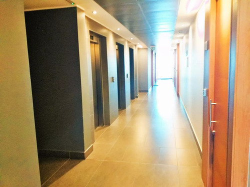 Se Vende Oficina Ubicada En Reñaca Norte