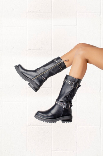 Imagen 5 de 5 de Bota Alta Botín De Mujer De Cuero Harley - Ferraro