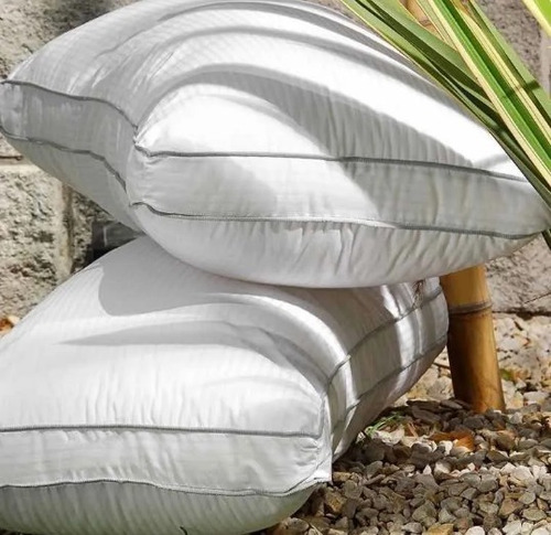 Almohada Alcoyana Essencia Premium tradicional 90cm