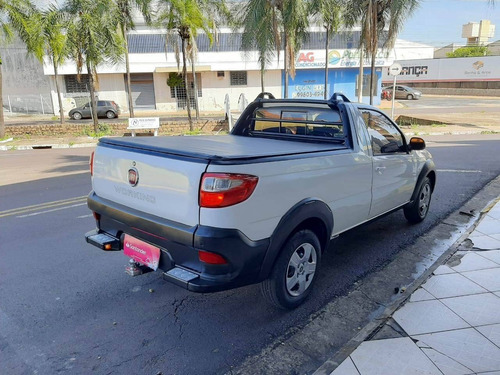 Imagem 4 de 11 de Fiat Strada 1.4 Mpi Hard Working Cs 8v Flex 2p Manual