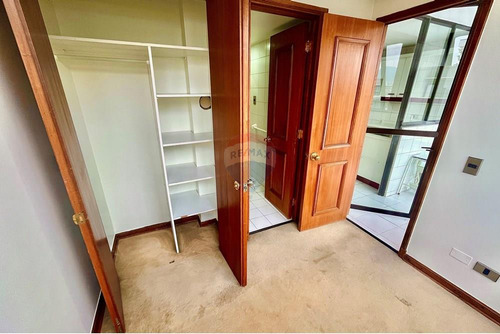 Depto En Venta Plaza Las Lilas, 3d Y 3b
