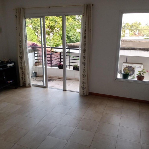 Excelente Propiedad Con Local En Muy Buena Zona!!!