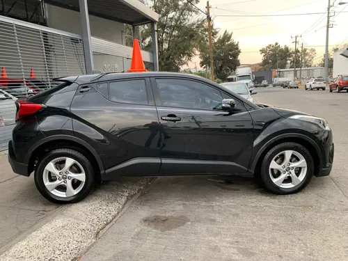 Toyota CH-R 2.0 Cvt