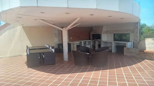 Imagen 29 de 30 de Apartamento En Arivana Plaza