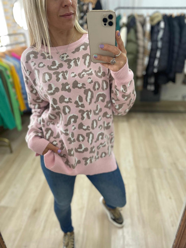 Imagen 9 de 10 de Sweater Animal Print Mujer