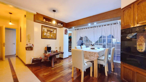 Gran Piso De 5 Ambientes En Palermo