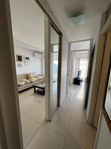 Imagen 20 de 28 de Excelente Departamento . Dos Ambientes, En Peninsula. Punta Del Este. Esquina Gorlero Y 21. La Pagina No Me Permite Poner La Direccion Exacta En Ubicacion.