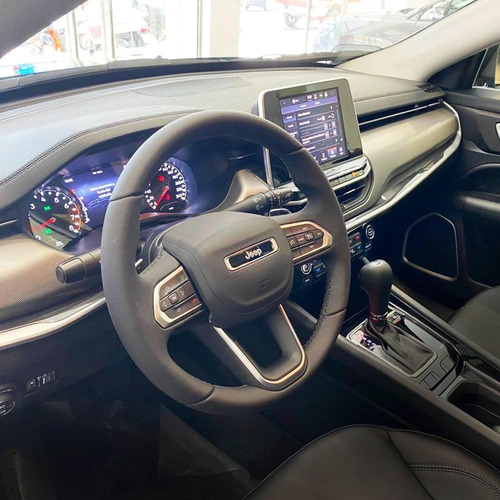 Imagen 15 de 19 de Jeep Compass Longitude 1.3 T270