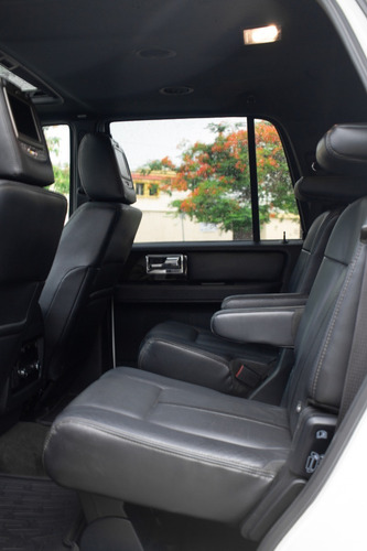 Imagen 8 de 14 de Lincoln Navigator Reserve 3.5 2016