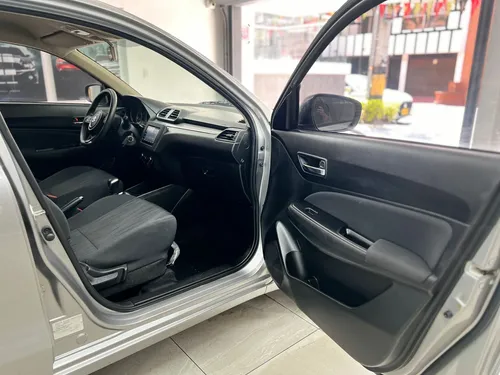 Suzuki Swift Dziere Mt 2023