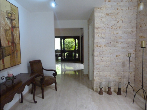 Vendo Casa 550m2 5h+s/5b+s/6p Lagunita Country Club 7178