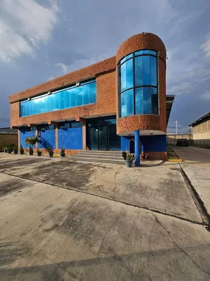 Edificio en alquiler