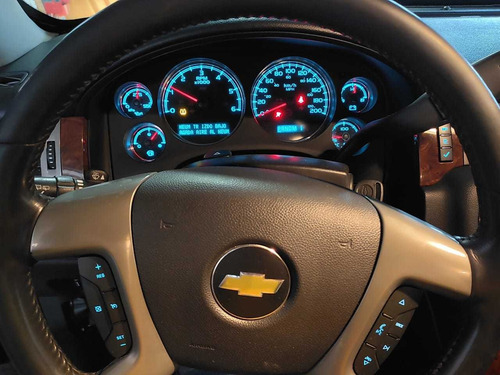 Imagen 5 de 12 de Chevrolet Suburban G Piel Aa Dvd Qc 4x4 At 2012