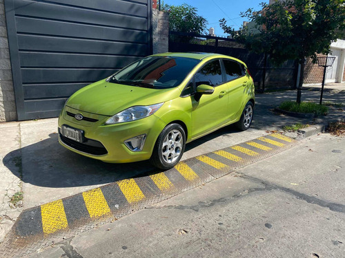 Ford Fiesta Kinetic Titanium 1.6