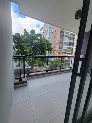 Imagen 5 de 22 de Apartamento De 3 Habitaciones En Alquiler