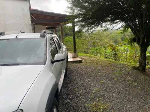 Renault Duster Oroch 2.0 Intens 4X4