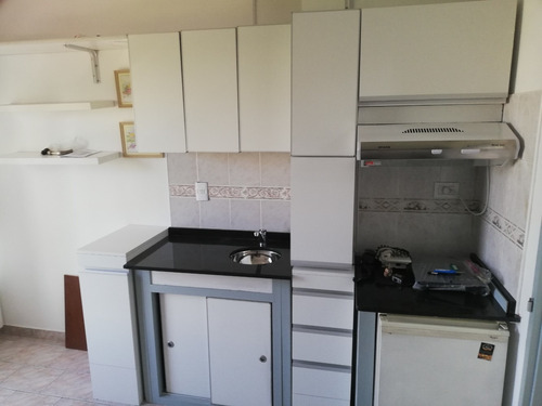 Imagen 4 de 8 de Alquiler / Venta . Ideal Estudiantes -prof Ofic- Depto - L De Zamora Centro!!!!!