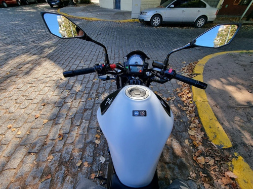 Imagen 3 de 8 de Kawasaki Er6n
