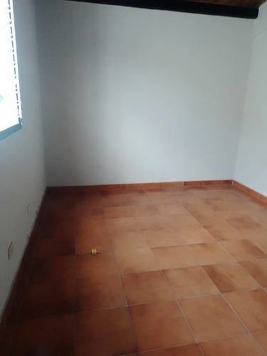 Imagen 6 de 13 de Jessica Medina Vende Casa En Urb Villa Roca Cabudare