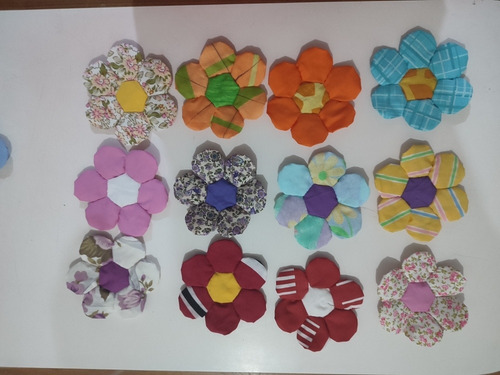Imagen 5 de 6 de Flores Artesanales De Tela