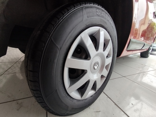 Renault Sandero 1.0 16v Expression Hi-flex 5p