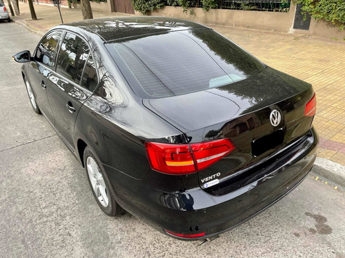 Imagen 8 de 14 de Volkswagen Vento 2015 2.5 Advance Plus 170cv Tiptronic