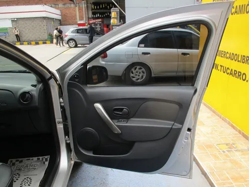 Renault Logan 1600cc Mt Aa