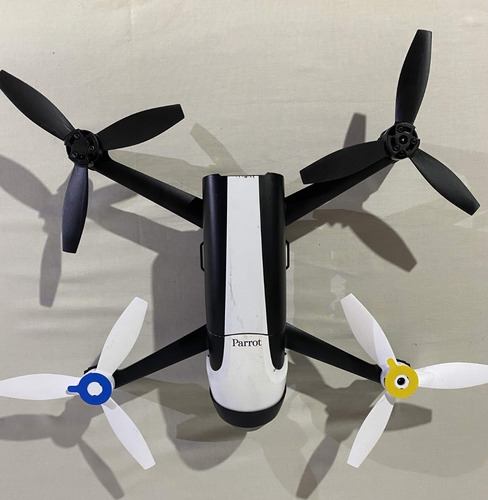Drone Parrot Bebop 2 Fpv + Hélices De Repuesto. Impecable