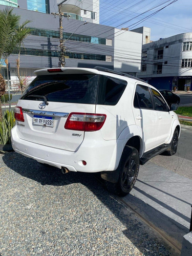 Toyota Hilux SRV 4x4 4.0 V6 24V Aut.
