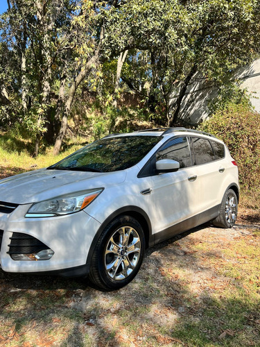 Ford Escape 2.5 Se Plus Mt