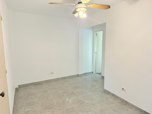 Venta Depto. 2 Amb. Parque Chacabuco