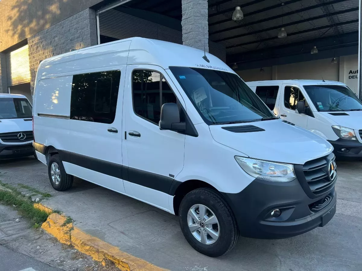 Mercedes Benz Sprinter 314 Furgón Mixto 4+1 T.alto 0km 2024