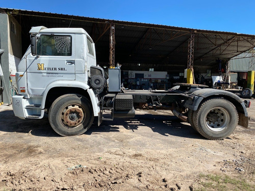 Volkswagen 18.310 Worker Tractor 4x2