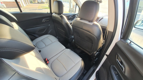 Imagen 14 de 17 de Chevrolet Tracker 1.8 Ltz+ Awd At 140cv 2015