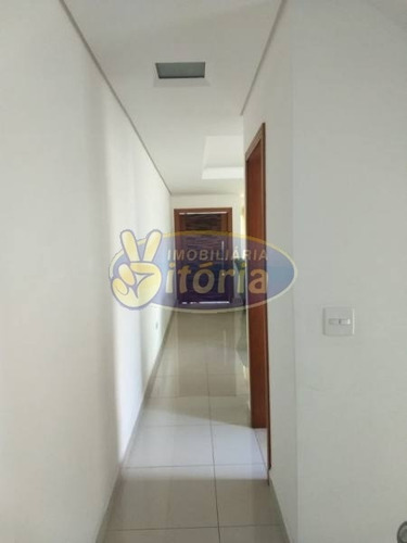 Imagem 6 de 26 de Sobrado 3 Dorm, 3 Suíte, 4 Vagas, 253,77 M - 7950