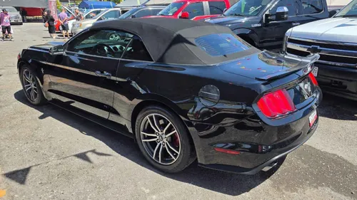 Ford Mustang 2p Coupé EcoBoost L4/2.3/T Aut