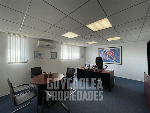 Imagen 3 de 22 de Oficina En Venta En Santiago