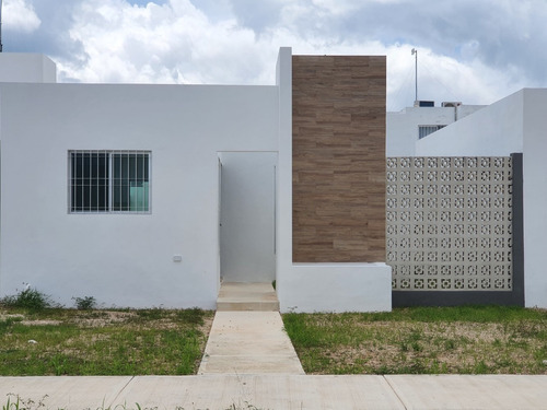 Imagen 1 de 13 de Estrene Casa De Dos Habitaciones En Privada De Ciudad Caucel