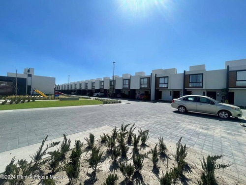 Casa En Venta Toluca, San Mateo Otzacatipan Gis 24-3366