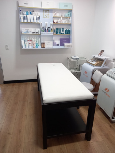 Imagen 5 de 5 de Camillas En Madera Para Spa